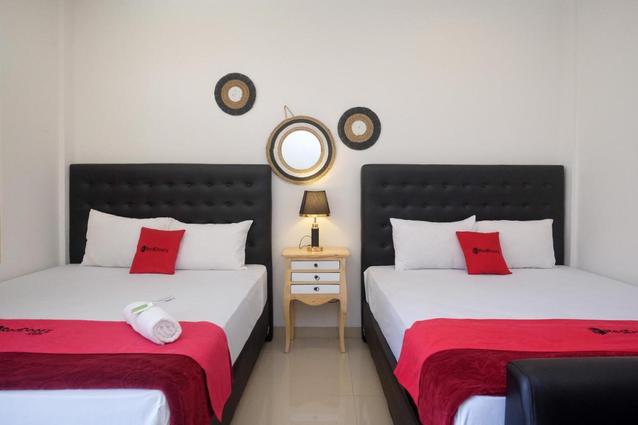 Hotel Reddoorz Near Umy Yogyakarta Ngabean Esterno foto