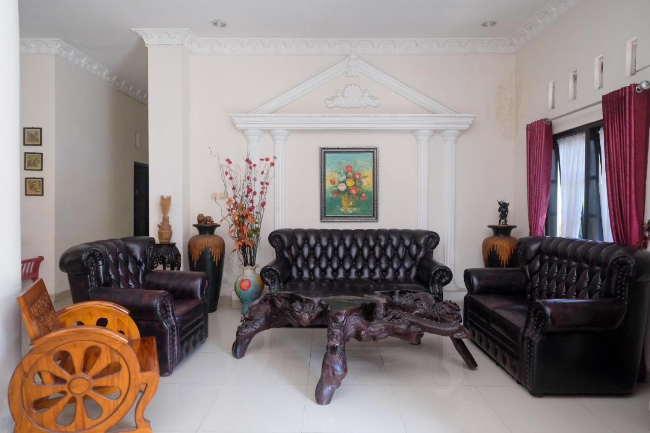 Hotel Reddoorz Near Umy Yogyakarta Ngabean Esterno foto