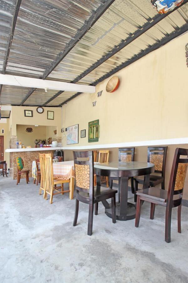 Hotel Reddoorz Near Umy Yogyakarta Ngabean Esterno foto