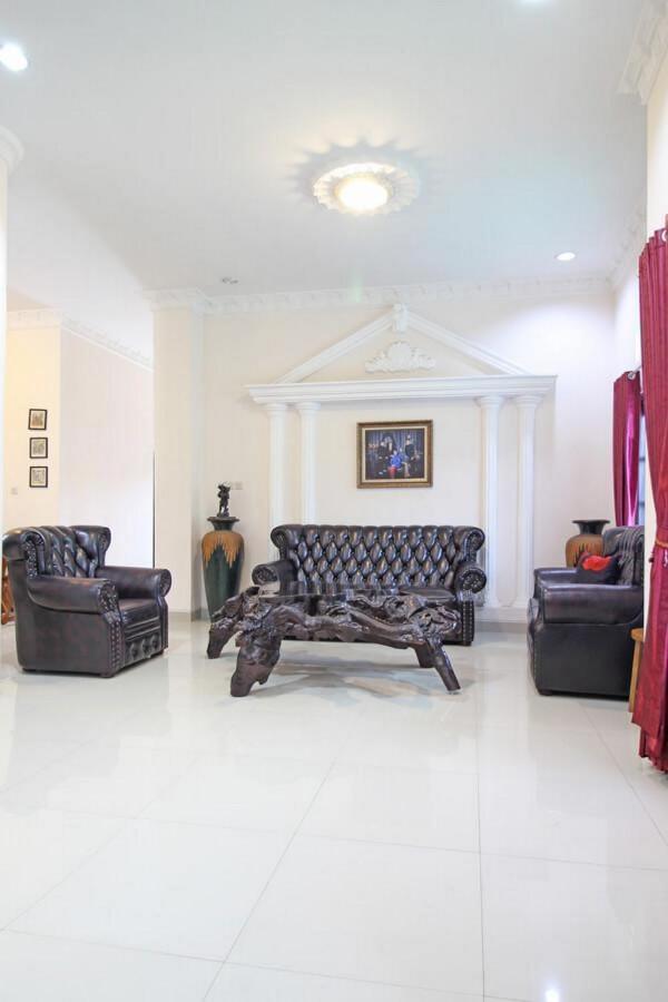 Hotel Reddoorz Near Umy Yogyakarta Ngabean Esterno foto